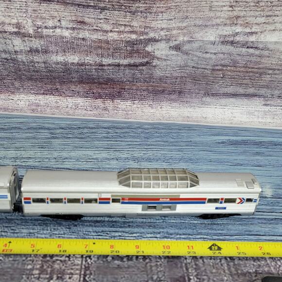 Vintage H.O Train Car Amtrak passenger observation Train car silver, red, & Blue - Picture 8 of 12